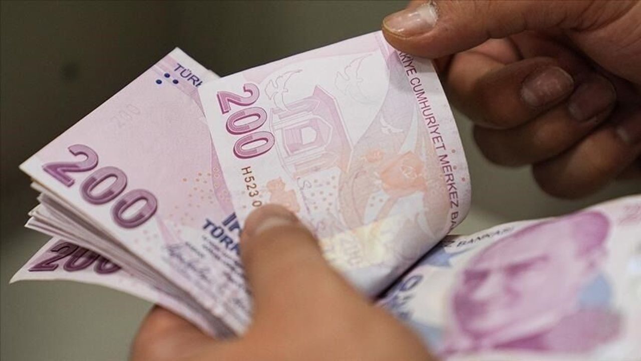 Asgari ücret 28 bin 75 lira oldu: İlk tepki Türk-İş’ten
