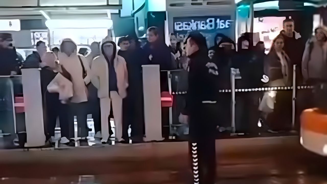 Başkan Aydoğmuş Yozgatlı polis memuruna destek verdi