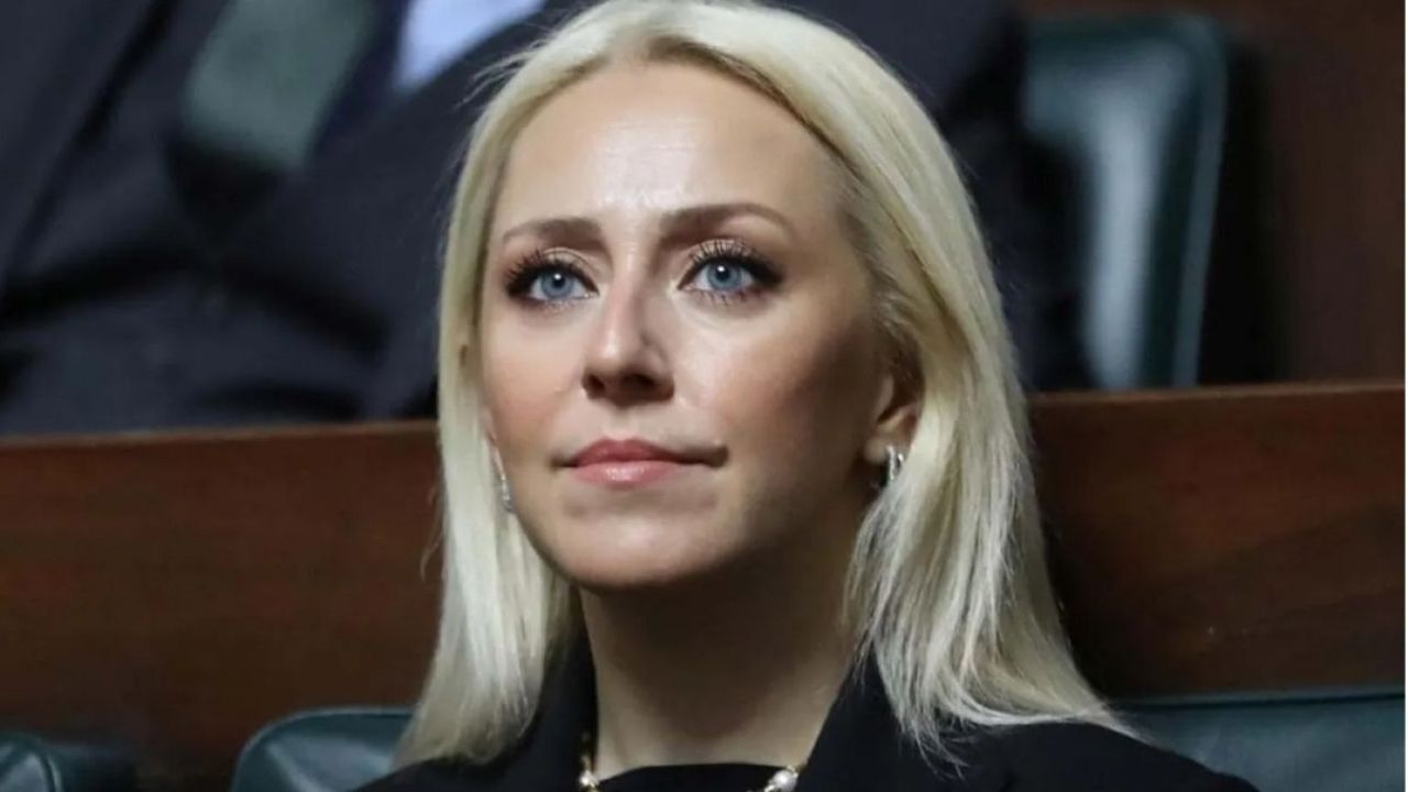Fecir Alptekin kimdir? Kaç yaşında, nereli? Eşi kimdir? Nereli? Babası kimdir?
