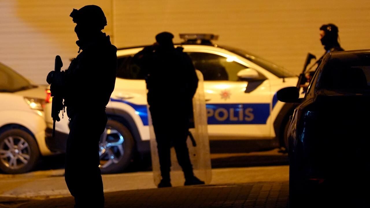 Vahşi cinayet zanlısı önce boğmuş sonra 2 gün art arda yakmış