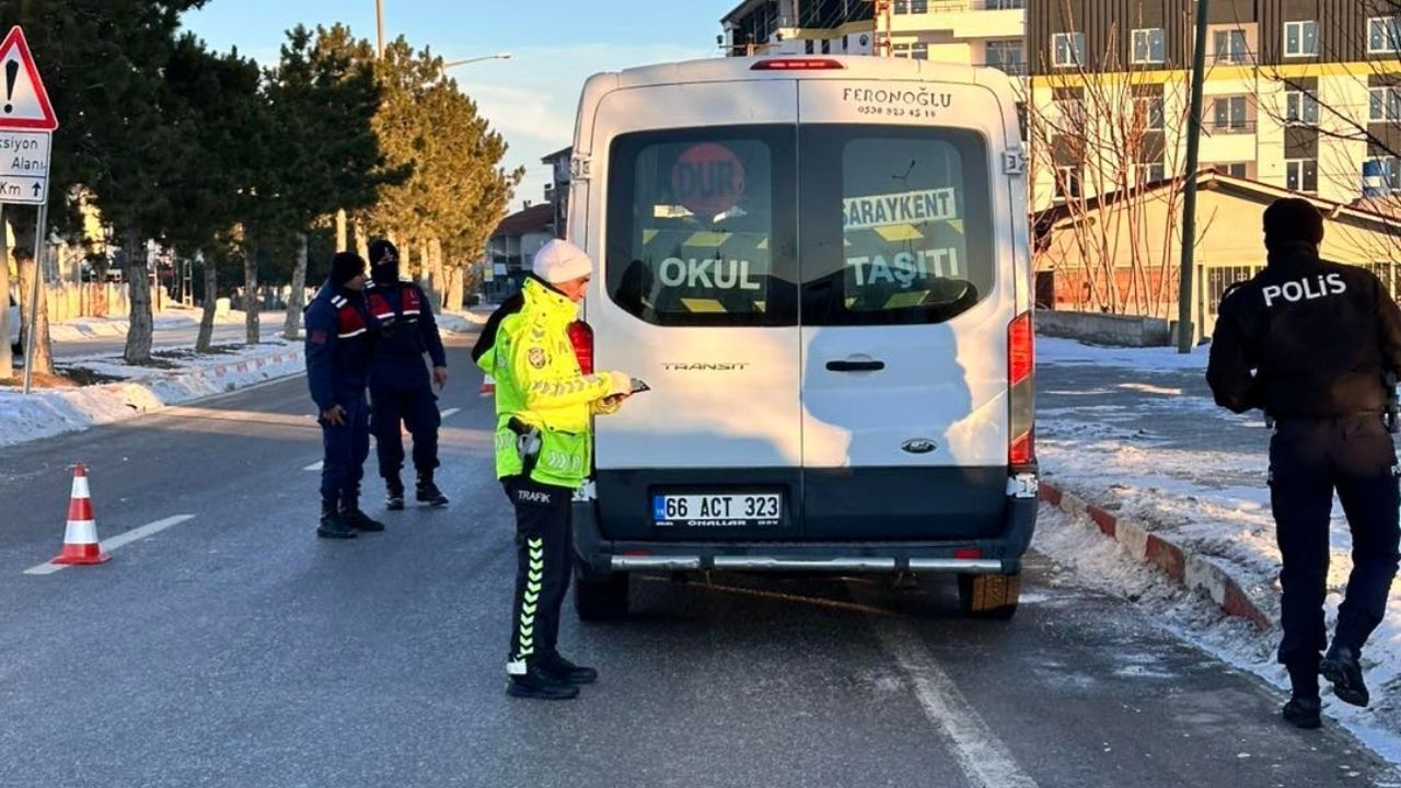 Saraykent'te servis araçları denetlendi