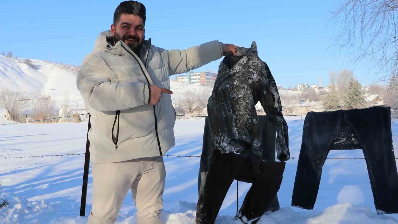 Sibirya soğukları dondurdu, çamaşırlar kaskatı kesildi