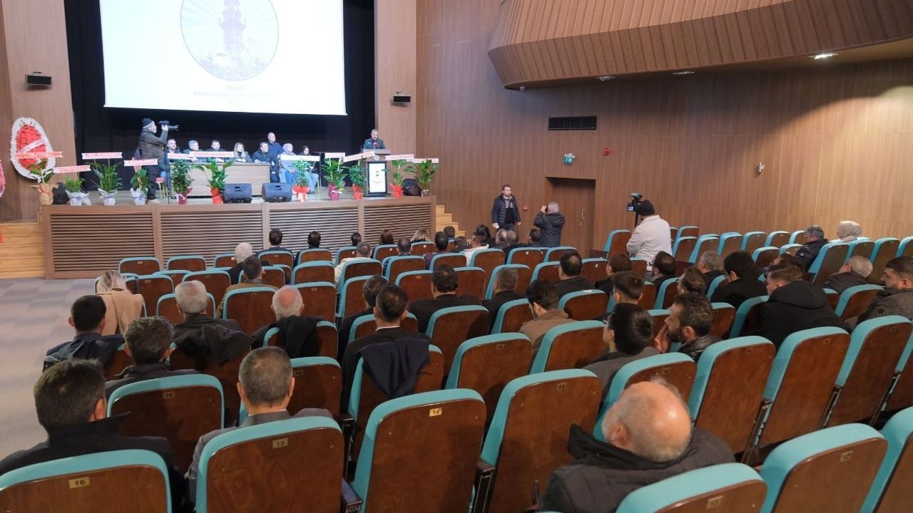 Yozgat’ta genel kurul toplantısı: Mevcut başkan yerini korudu