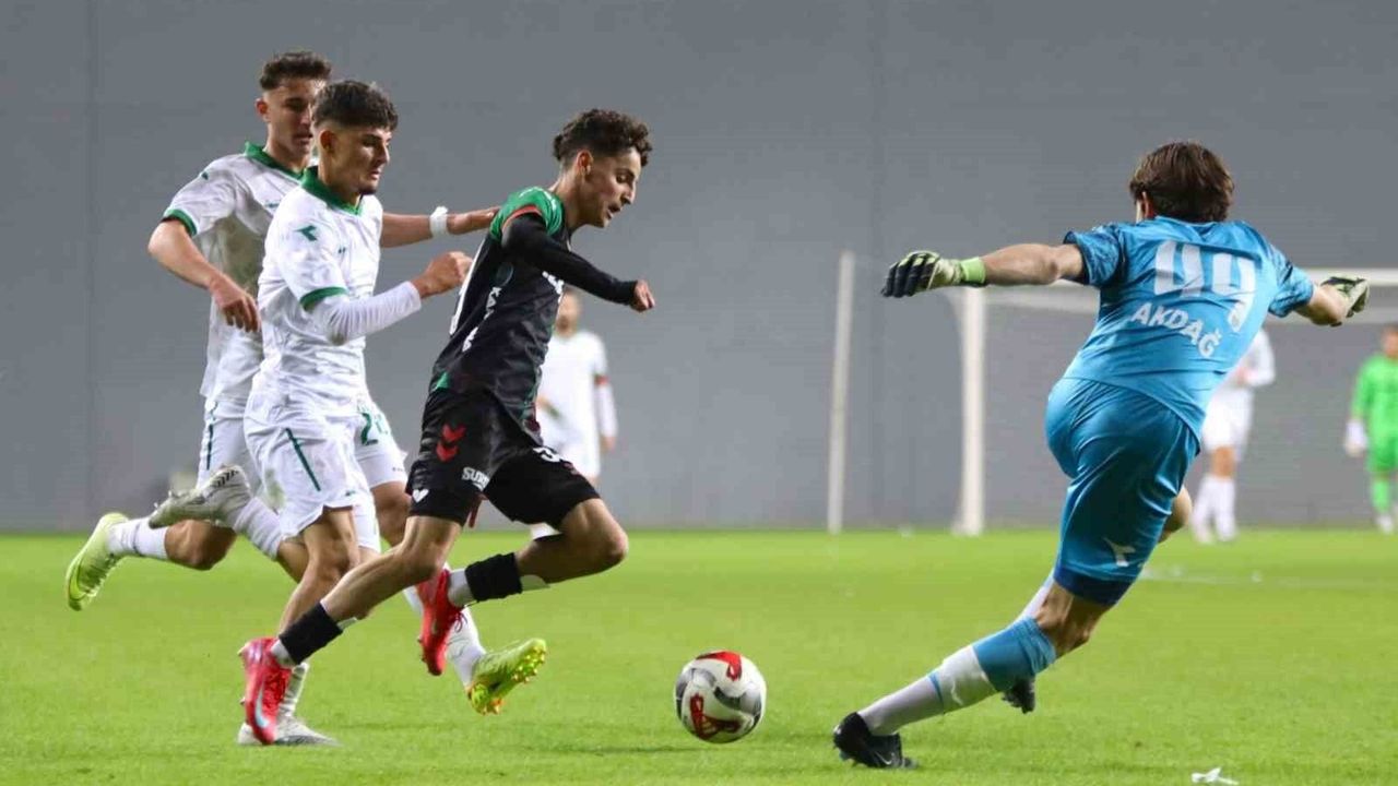 Adem Yeşilyurt, Fenerbahçe'yle anlaşmaya çok yakın
