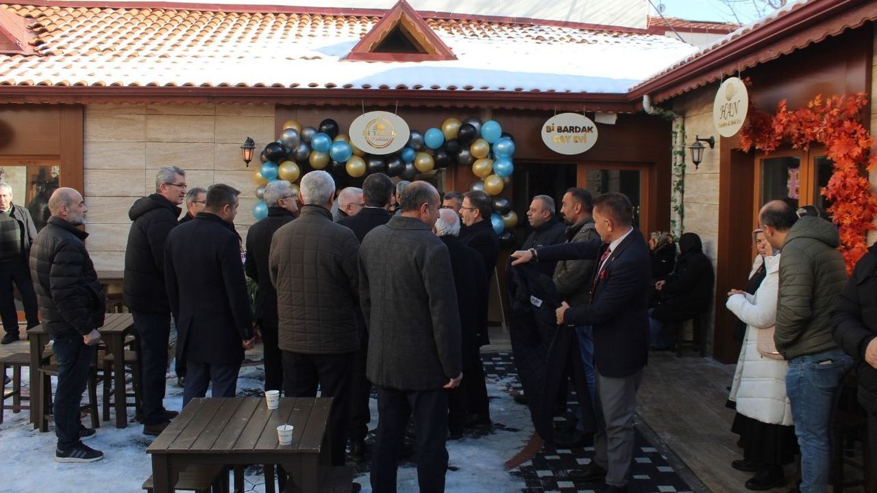 Yozgat'ta 'Bi Tabak Mutluluk' açıldı