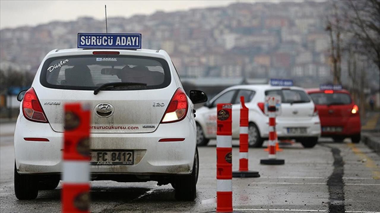 Ehliyet sınavlarında yeni dönem