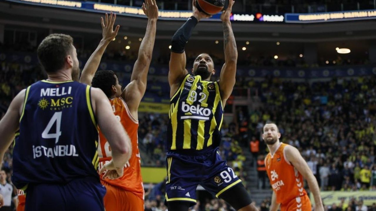 Euroleague: Fenerbahçe: 82 - Valencia Basket: 79