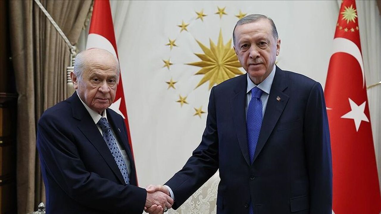 Bahçeli emekliler için ek zam istedi