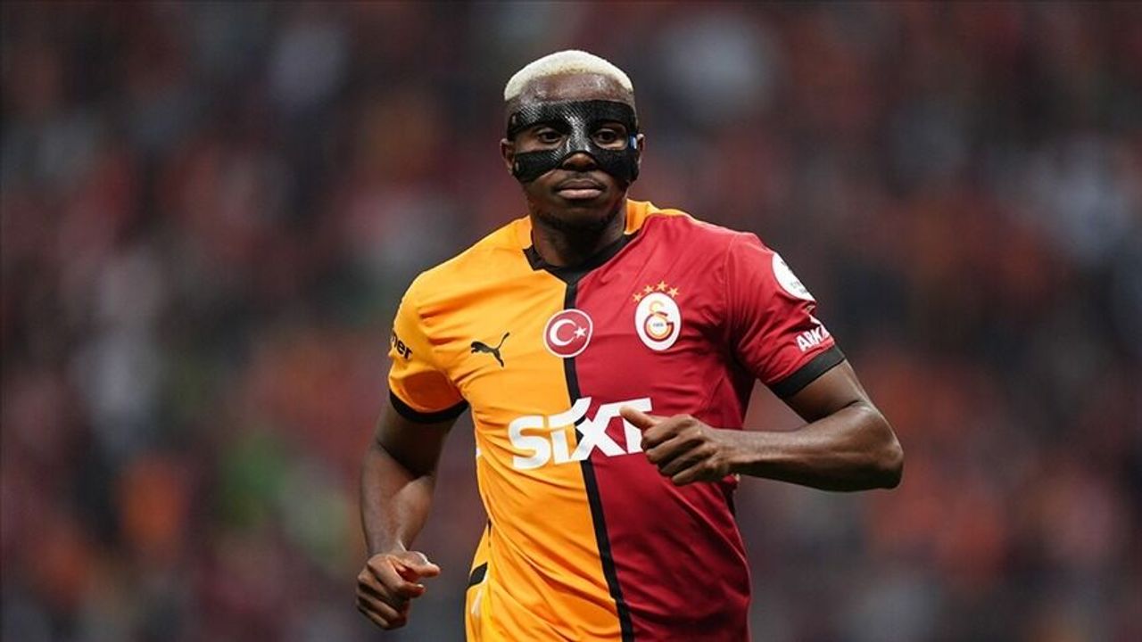 Victor Osimhen, Galatasaray tarihine geçti