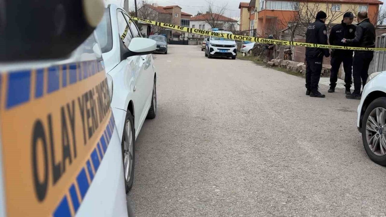 Kavga ettiği karısını tüfekle vurdu