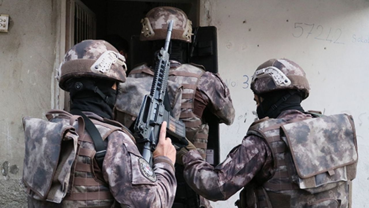 Çete operasyonu: 5 gözaltı