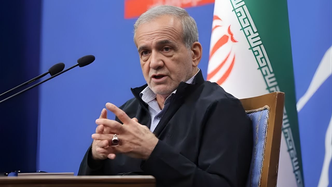 Pezeşkiyan kimdir? Kariyer geçmişi nasıl? Kaç yaşında? Türk mü?