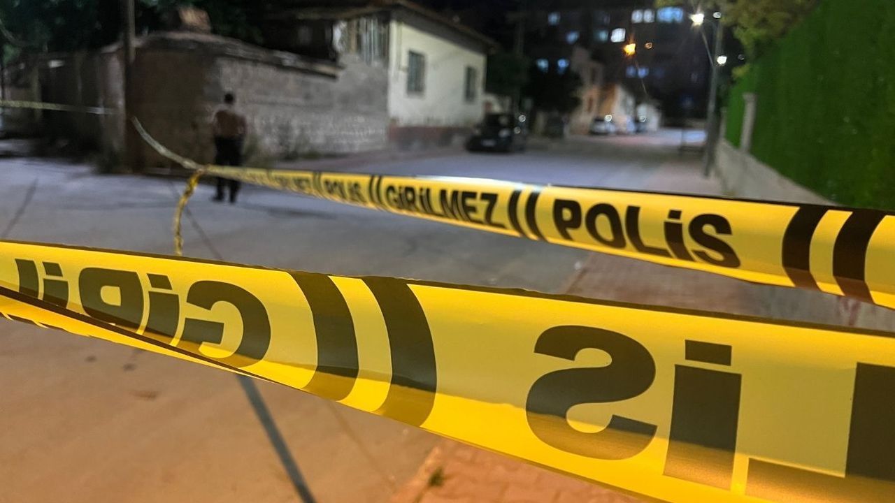 Alacak verecek kavgası kanlı bitti: 1 yaralı