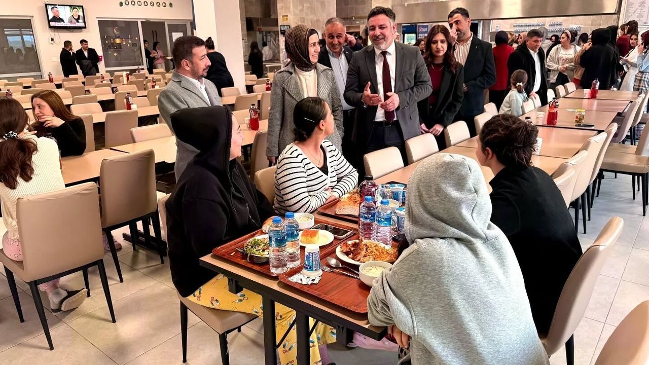 Yerköy Belediye Başkanı Arslan’dan KYK yurdu ziyareti