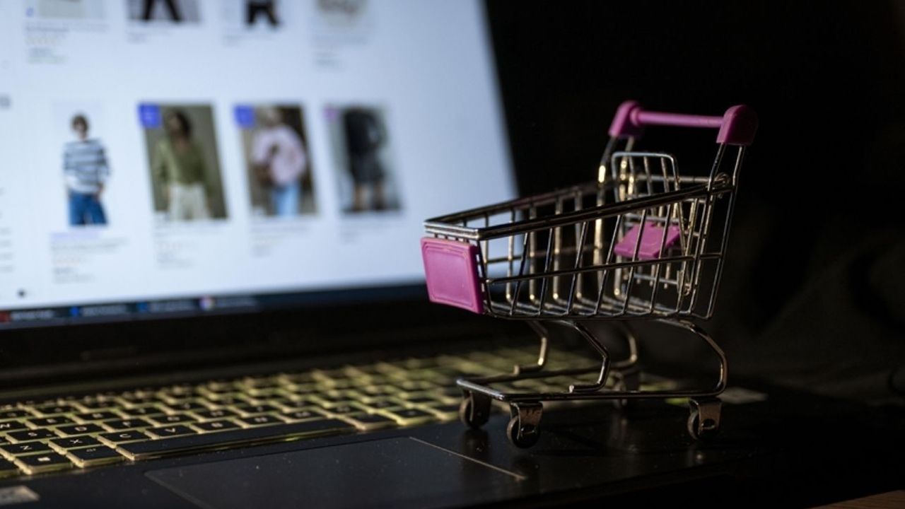 Online alışverişe dikkat: Birikimleriniz tek gecede yok olabilir