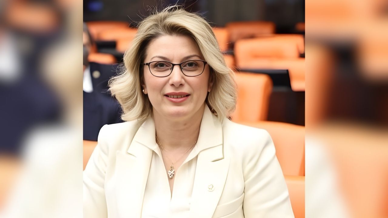 Asu Kaya kimdir? Kaç yaşında, nereli? Ne iş yapar?