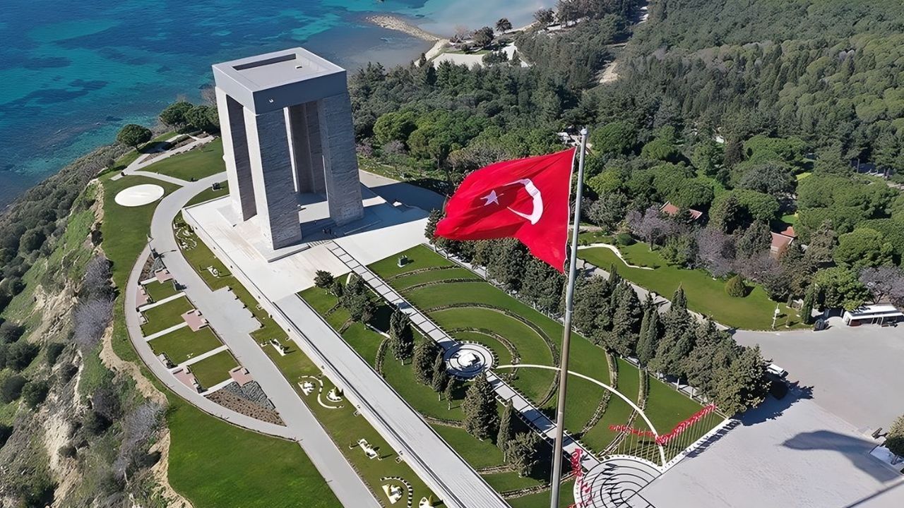 Çanakkale Zaferi’nin 111. yılı: Şehit ve gaziler anılıyor