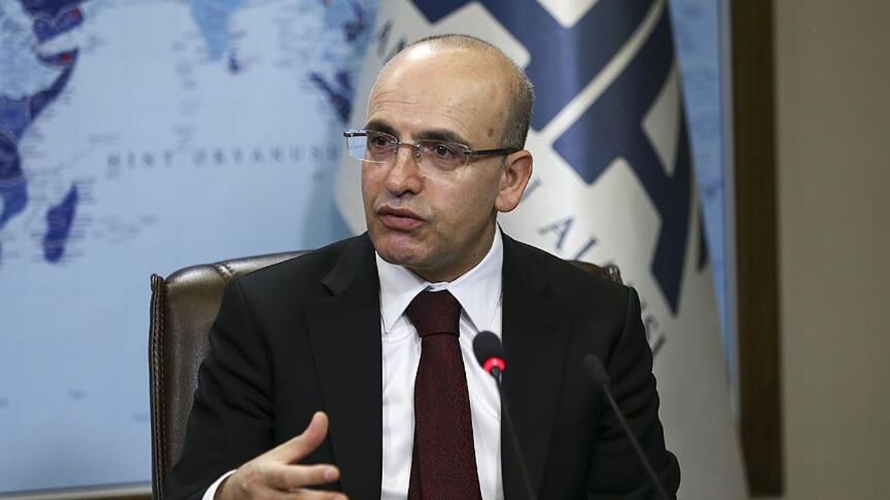 Mehmet Şimşek kimdir? Nereli, kaç yaşında, ne iş yapıyor? Aslen nereli, ne iş yapıyor?