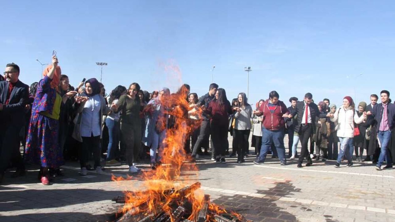 Nevruz’un diriliş ruhu: Aydoğmuş’tan anlamlı mesaj