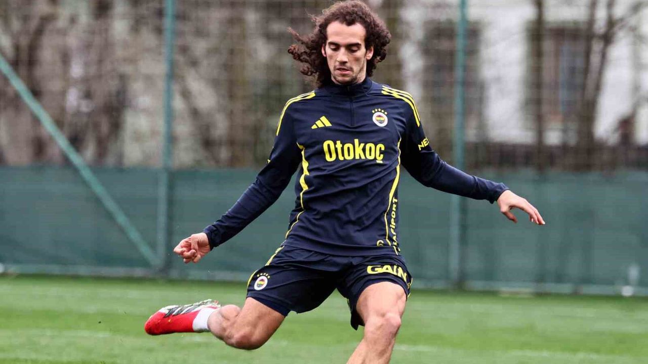 Fenerbahçe'de Beşiktaş derbisinin hazırlıkları devam etti