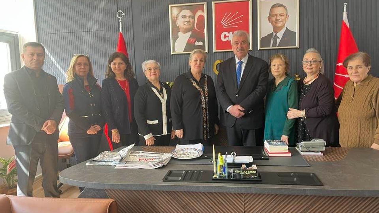 Yozgat Yardımseverler Derneği’nden CHP İl Başkanlığı’na hayırlı olsun ziyareti
