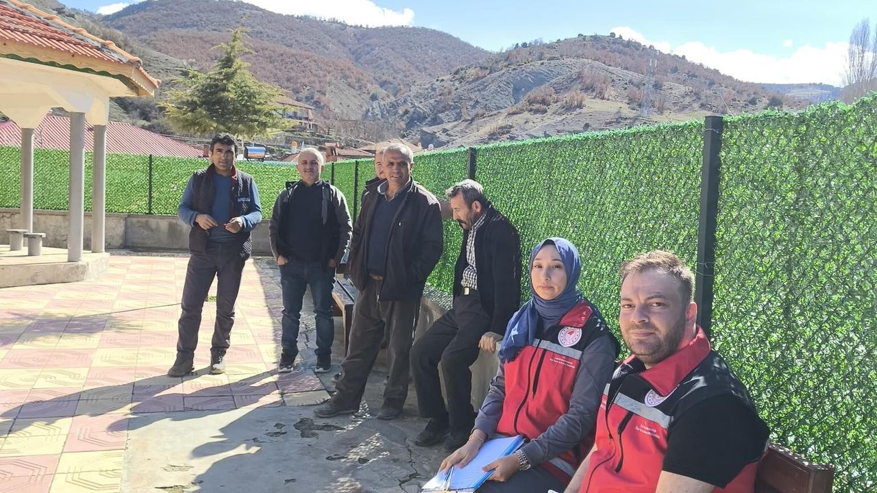 Çekerek’te üreticiler teknik personel tarafından bilgilendirildi