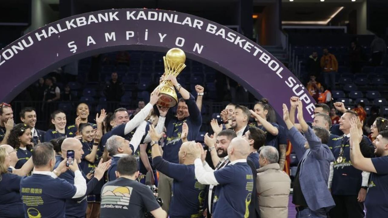 Fenerbahçe Kadın Basketbol takımı 20. şampiyonluğunu kazandı