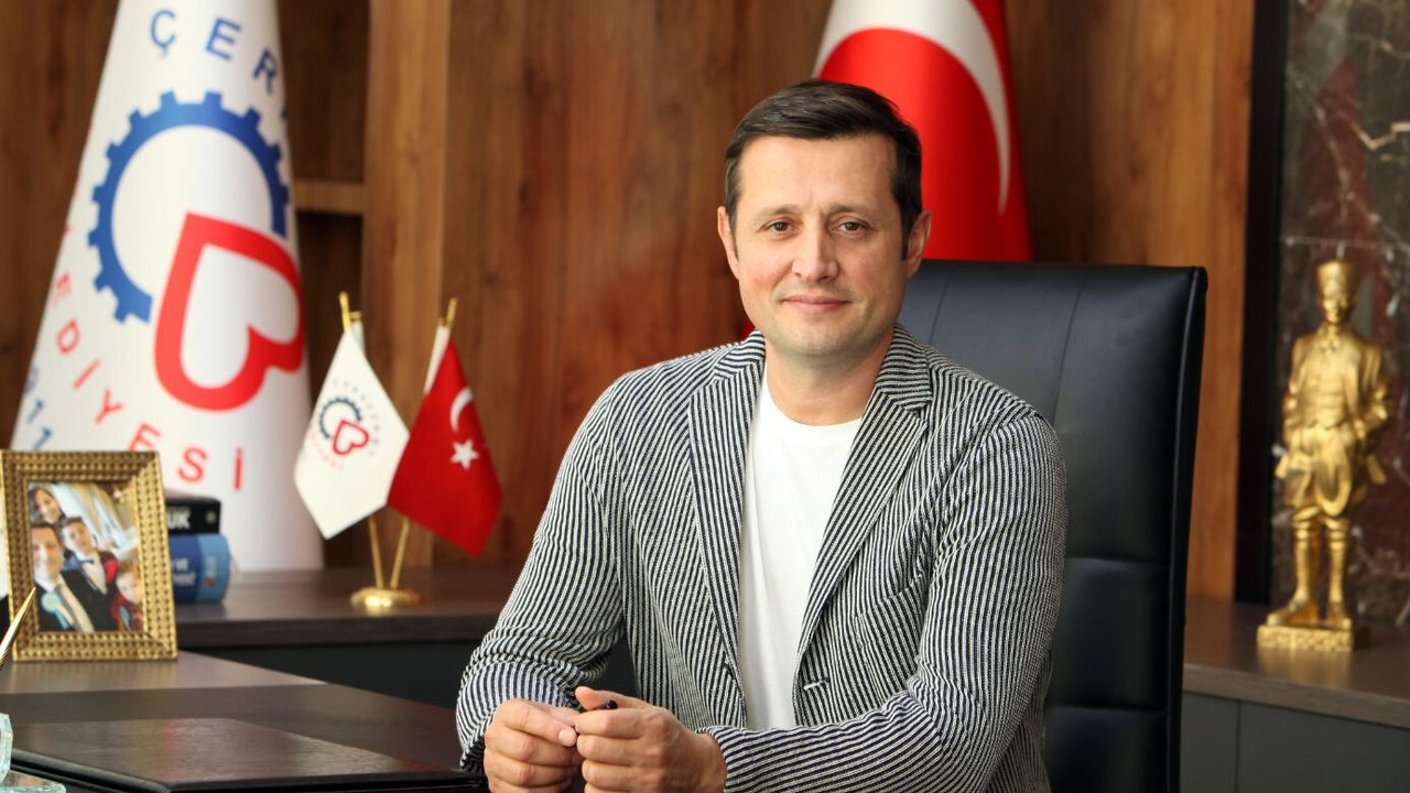 Vahap Akay kimdir, nereli ve kaç yaşında? Çerkezköy Belediye Başkanı Vahap Akay hangi partiden?