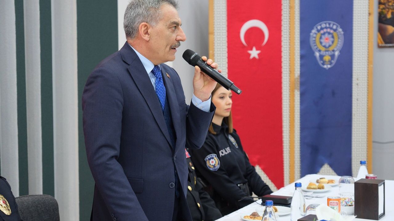 Yozgat Valisi Özkan, AA'nın kuruluşunu kutladı