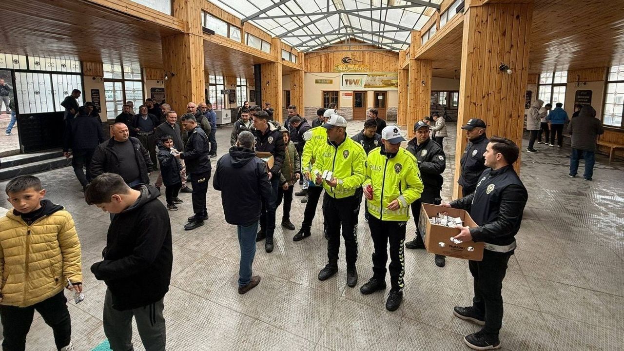 Sarıkaya’da Polis Haftası kapsamında şehitler için anma programı düzenlendi