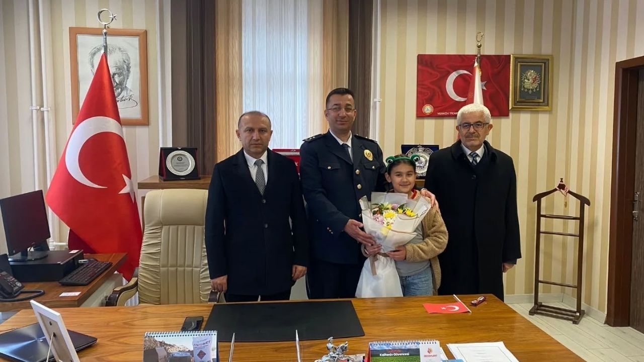 Yerköy'de öğrencilerden anlamlı ziyaret