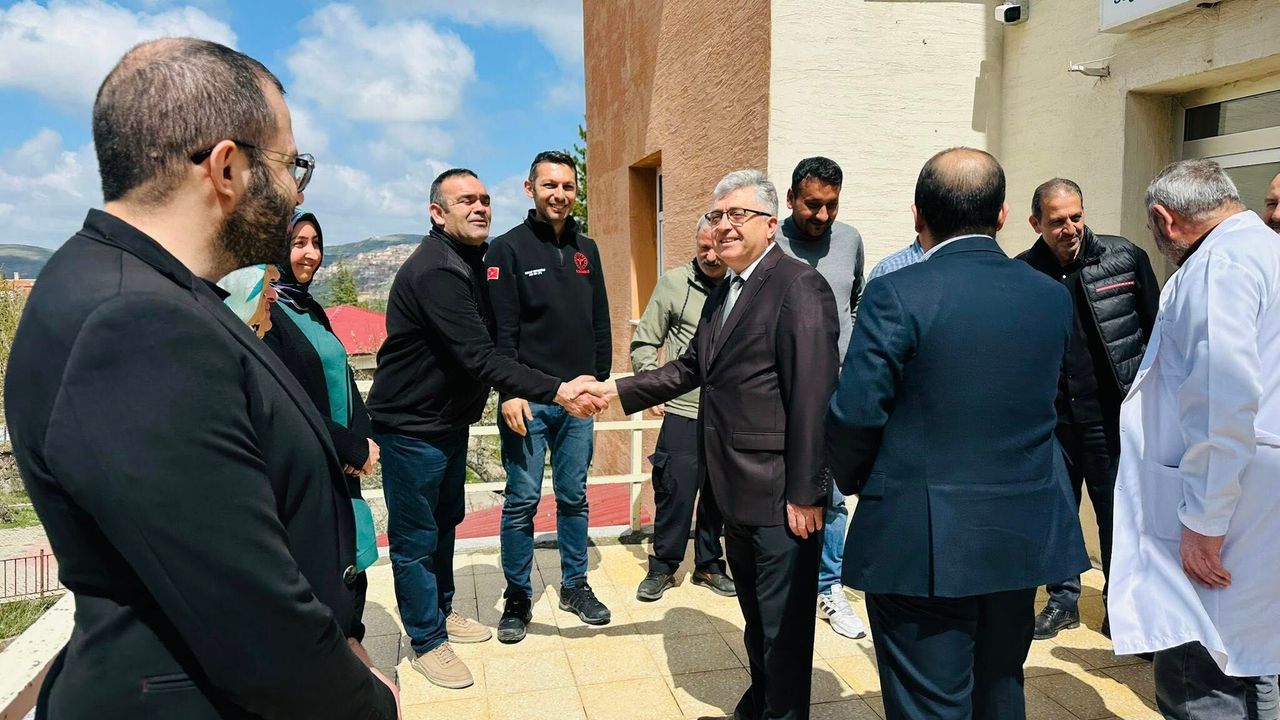 Yozgat İl Sağlık Müdürü Dr. Mehmet Akif Karaarslan, çalışmaları yerinde inceledi