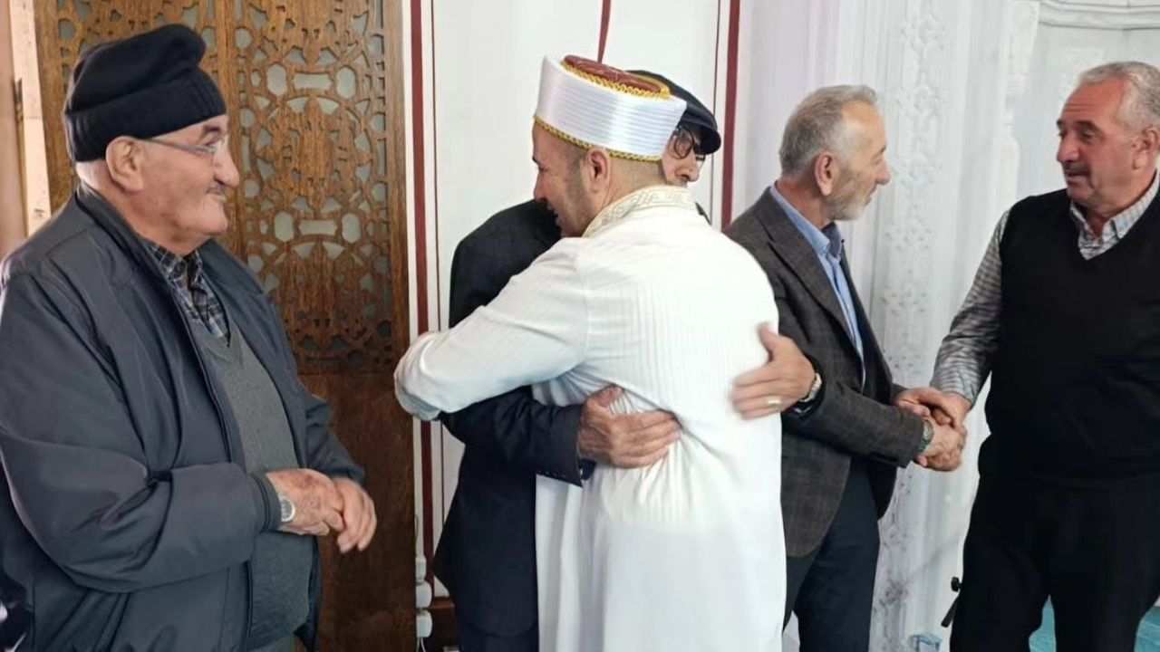Boğazlıyan’da hacı adayları dualarla kutsal topraklara uğurlandı