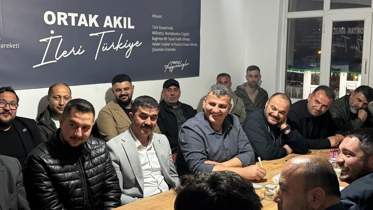 Yozgat’ta Anahtar Parti ilçe başkanları bir araya geldi