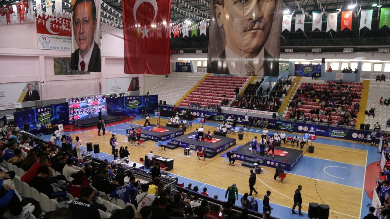 Yozgat Bozok Üniversitesinden Türkiye Şampiyonasında 3 madalya