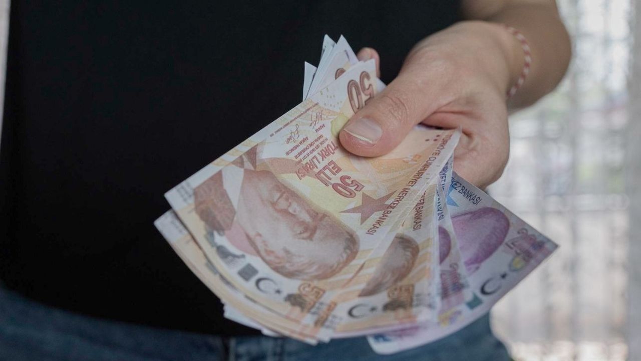 Emeklilerin bayram ikramiyesi ne zaman ödenecek? Kurban bayramı öncesi tarih açıklandı mı?