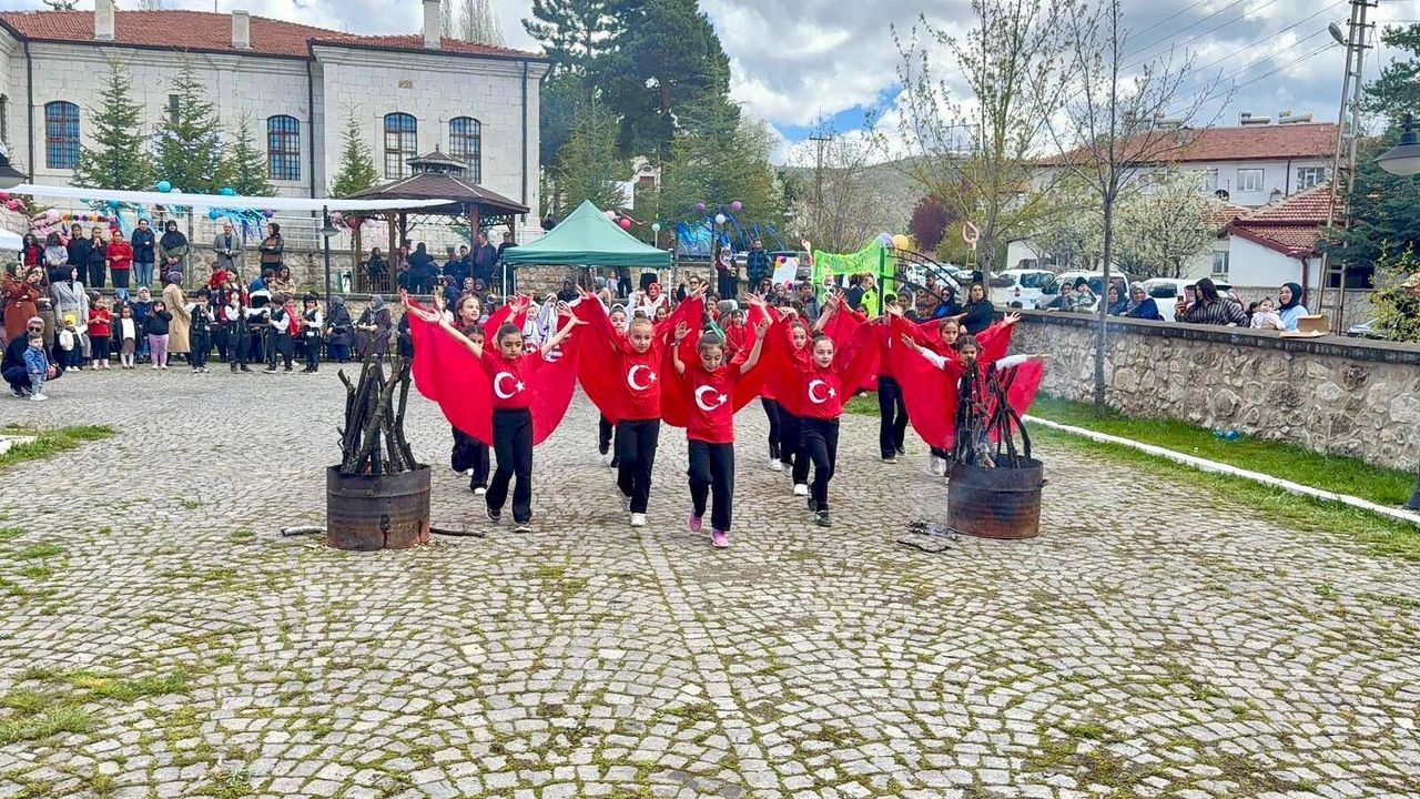 Akdağmadeni’nde Hıdırellez coşkusu yaşandı