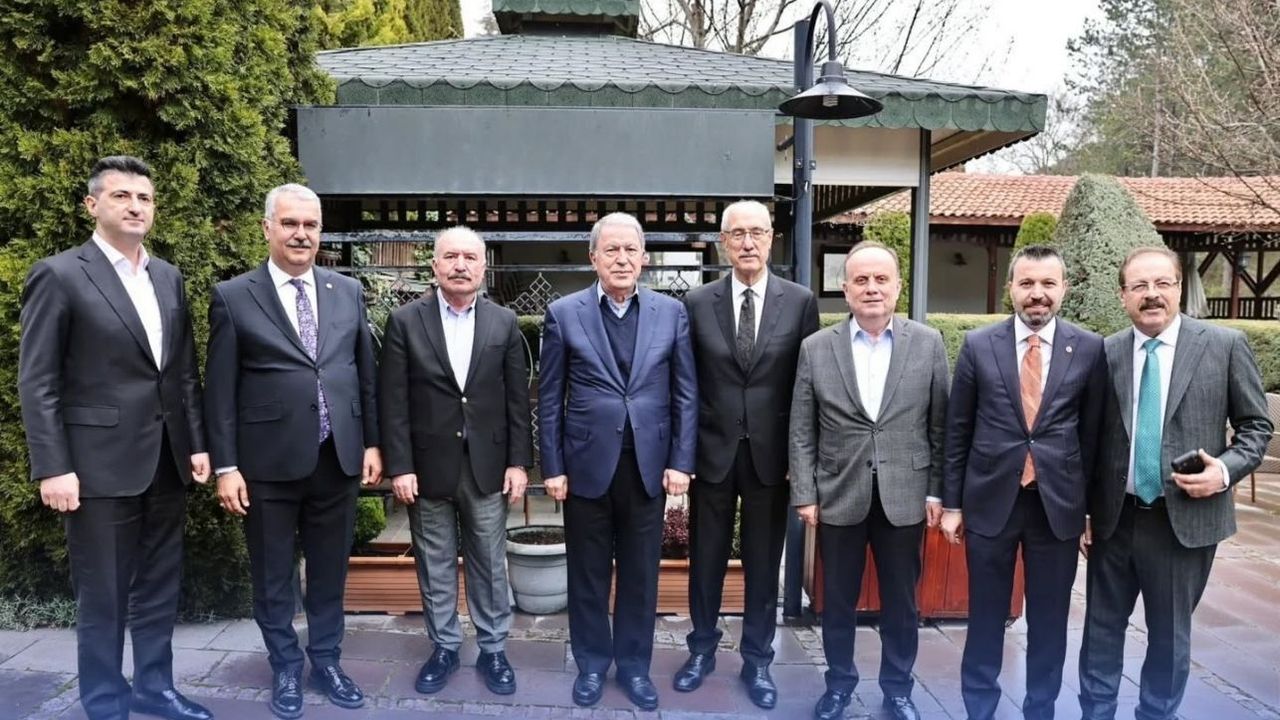 AK Partili Vekiller Çorum’da buluştu