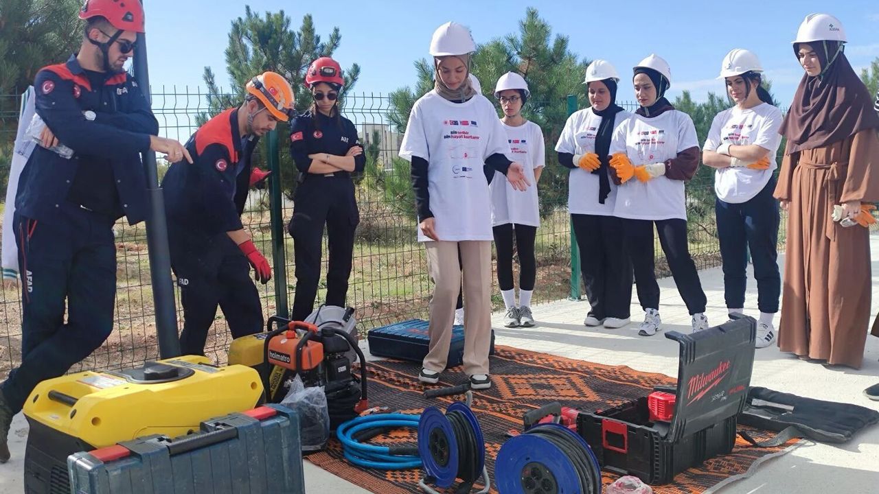 Yozgat’ta gençlere afet eğitimi