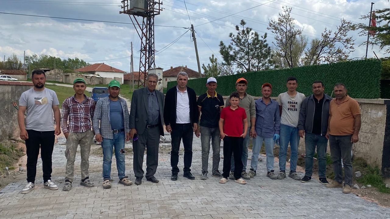 MHP’li Hütüt, Doğansaray köyündeki yol çalışmalarını inceledi