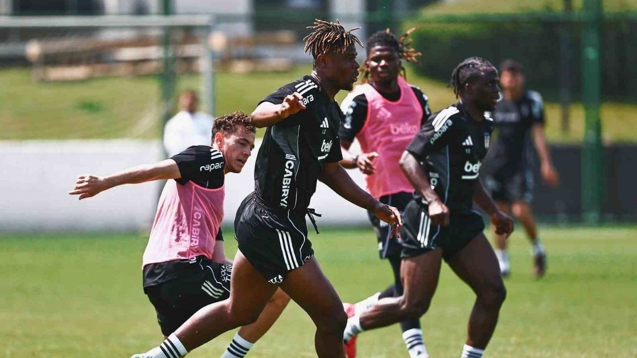 Beşiktaş'ta Çaykur Rizespor maçının hazırlıkları devam etti