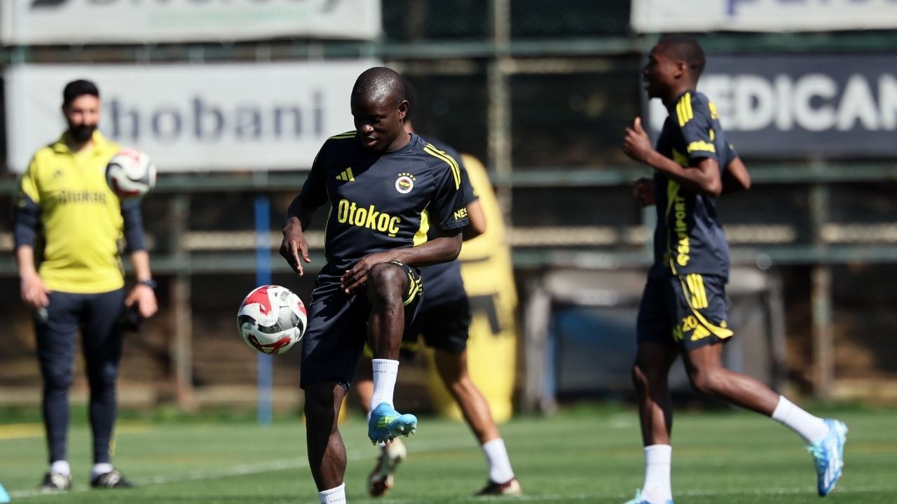 Fenerbahçe, Eyüpspor maçı hazırlıklarına devam etti