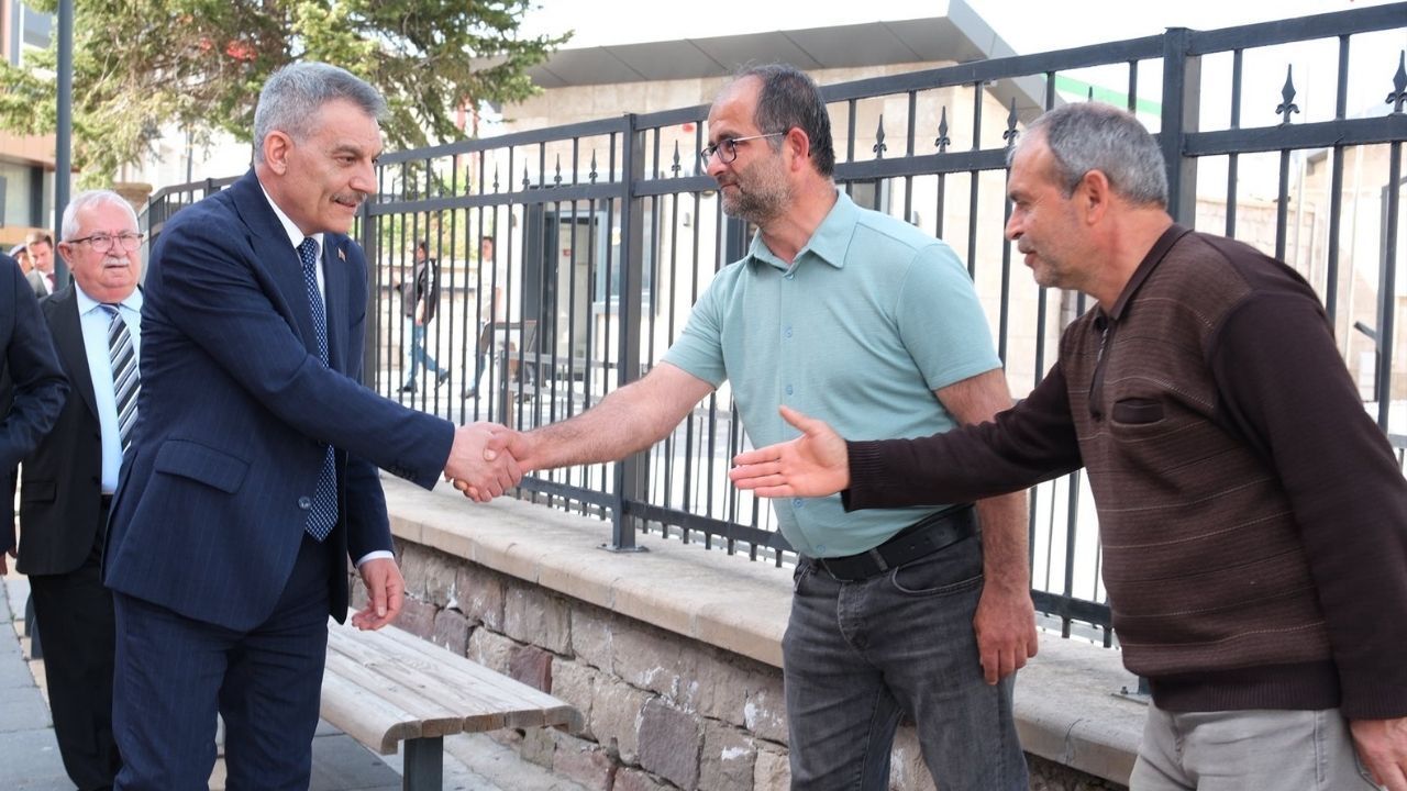 Yozgat Valisi Özkan Sarıkaya’da esnaf ve vatandaşlarla buluştu