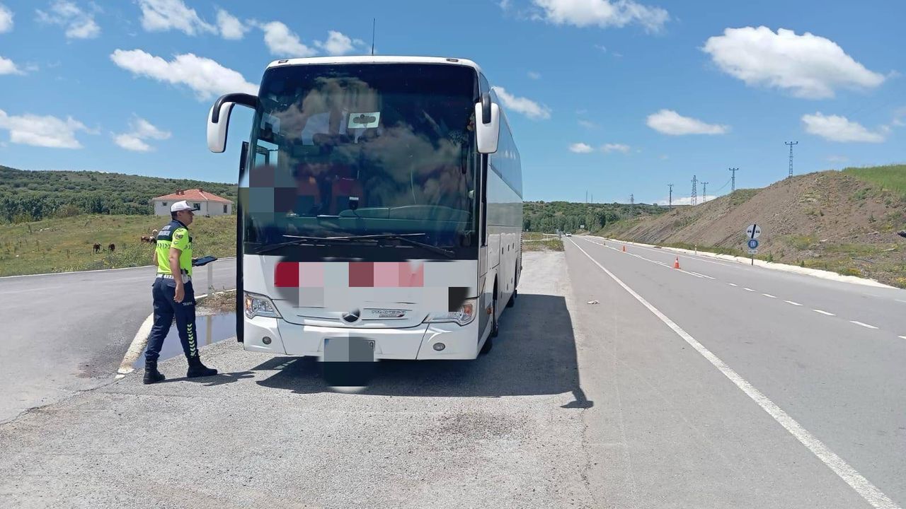 Yozgat'ta örnek sürücüye jandarmadan tebrik