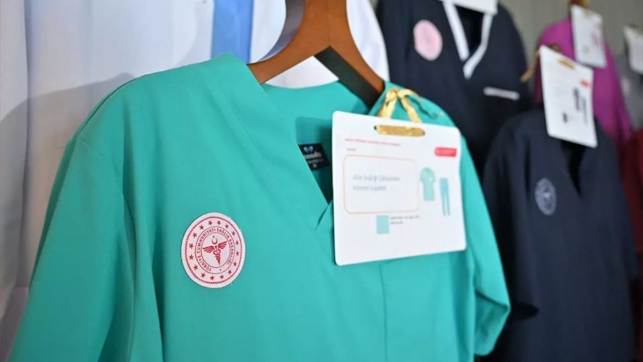 Tek tip kıyafet uygulaması başladı: Kim hangi renk giyecek?
