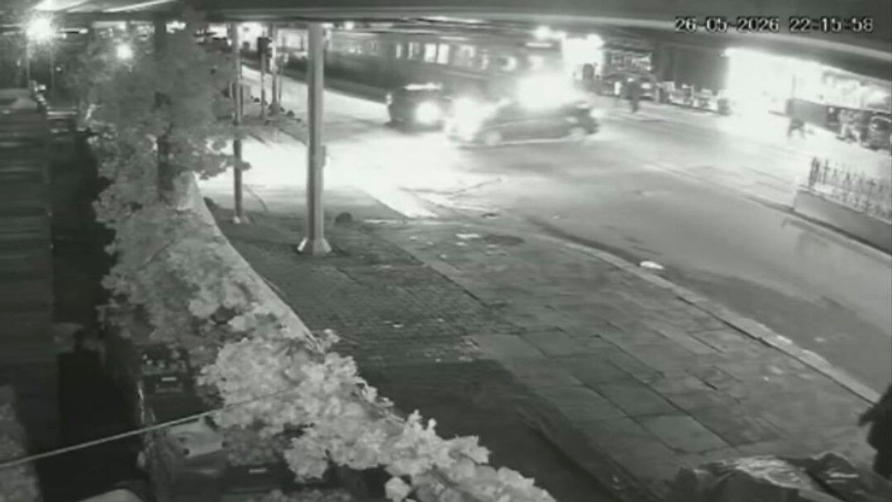 İki ayrı trafik kazasında 3 kişi yaralandı