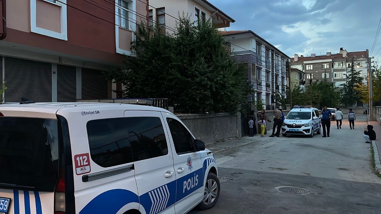 Ayrılık aşamasındaki eşini bıçakladı!