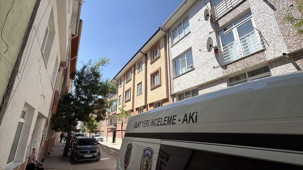 2 çocuk annesi kadın evinde ölü bulundu