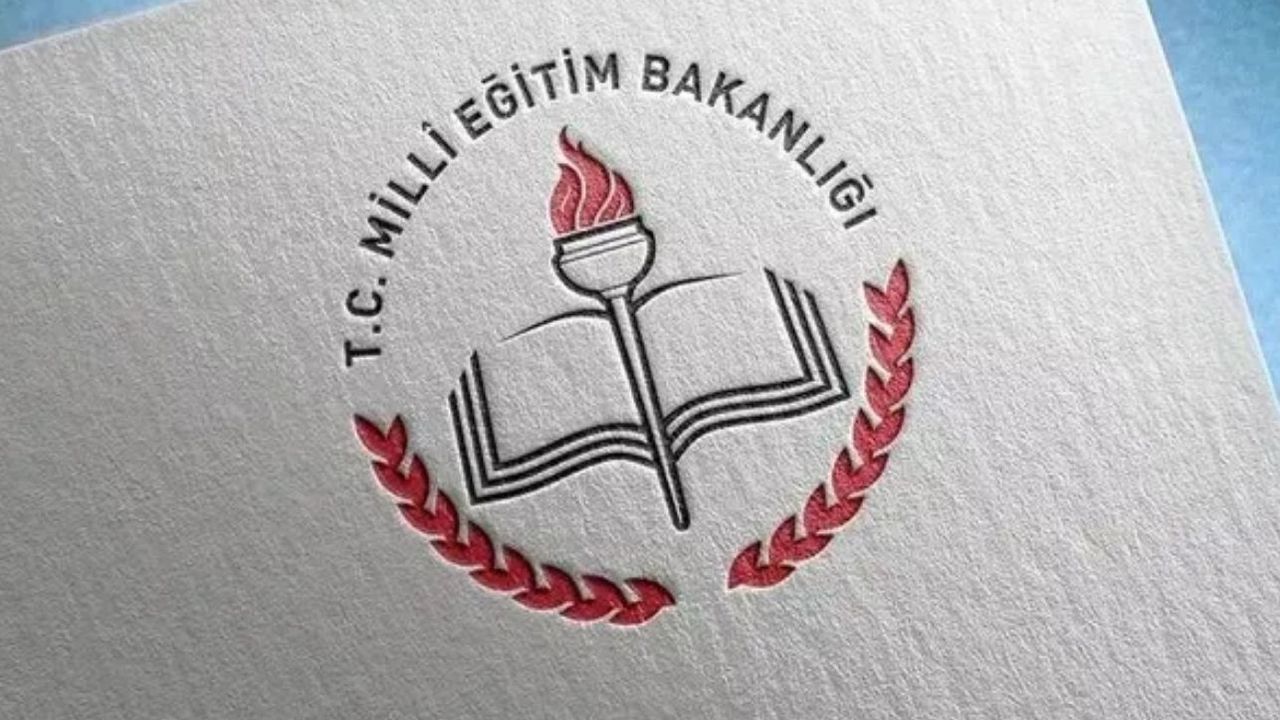 Bakan Tekin’den net mesaj: Ara tatil kararı iptal