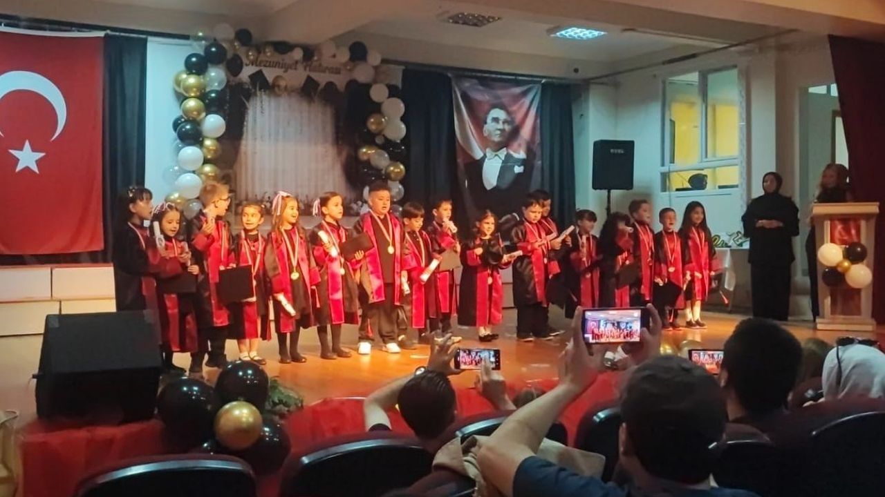 Yozgat Anaokulunda miniklerin mezuniyet heyecanı